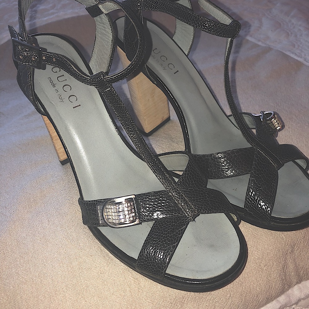 Stunning Gucci high heels
